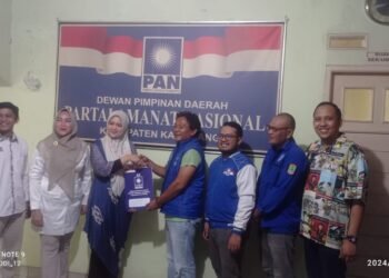 Berkas Sudah Lengkap ,DPD PAN Karawang  Bakal Dukung Gina Swara Jadi Bupati Karawang