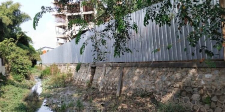 Belum Kantongi Ijin Bangunan Kampus Horizon Disinyalir Serobot Jalur Sepadan Sungai