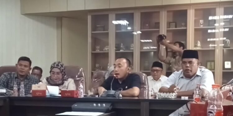 Wakil Ketua II DPRD Dian Farhurjaman Dorong BK Segera Proses Saepudin Juhri Pelangar Etik dan Tata Tertib DPRD Karawang