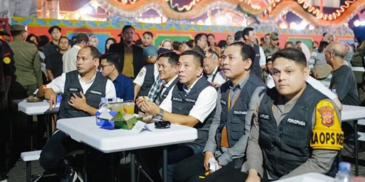 Gairahkan Ekonomi Masyarakat ,Bupati  Aep Syaepuloh Launching Karawang Kuliner Malam