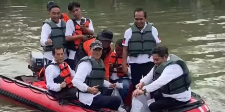 Mancing Massal HUT Karawang ke 392 Tambah Meriah Pemkab Tebar 500 KG Ikan Emas