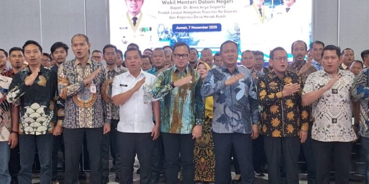 Wamendagri Apresiasi Bupati Karawang Efesiensi Anggaran dan Perampingan Struktur SOTK Perangkat Daerah