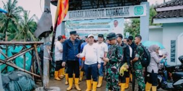 Bupati Karawang Gelar Korve Bareng ASN Forkopimda TNI Polri di Kawasan Pantai Mangrove  Tangkolak Cilamaya